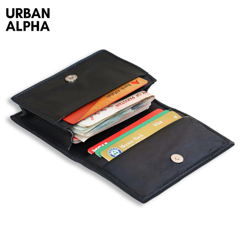 Slim Leather Wallet – Compact & Practical